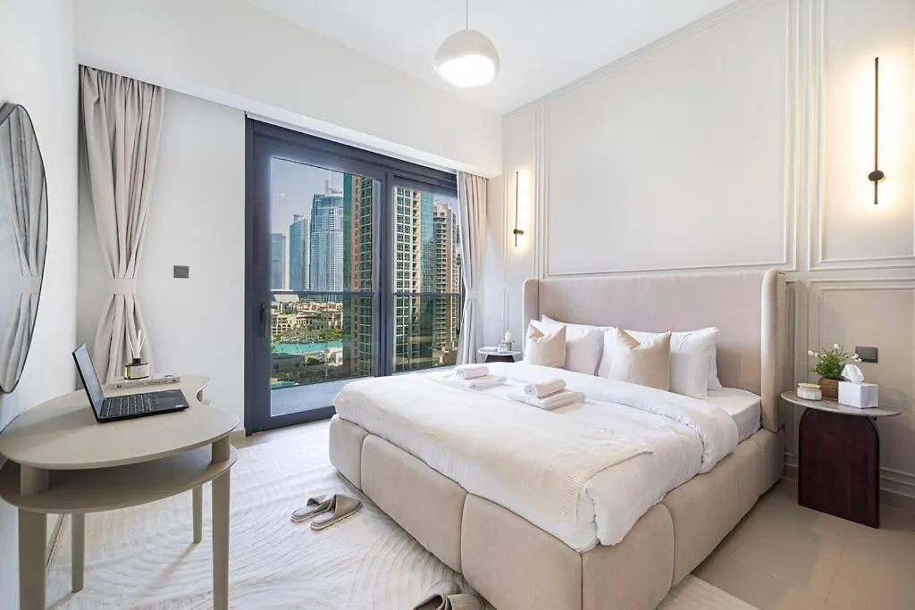 Iconic 2Br Apartment With Burj Khalifa And Fountain Views - Next To Dubai Opera And Near Dubai Mall