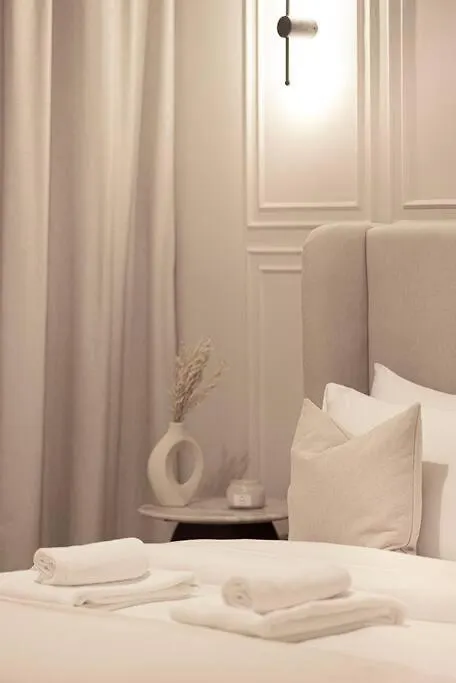Iconic 2Br Apartment With Burj Khalifa And Fountain Views - Next To Dubai Opera And Near Dubai Mall